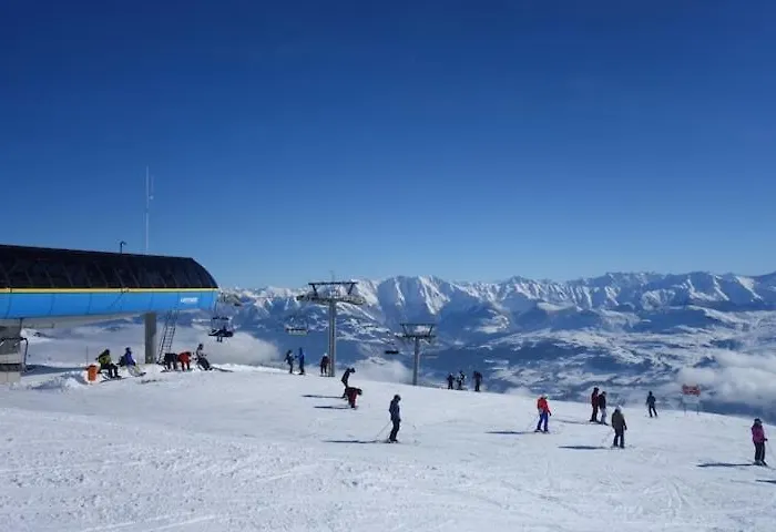 Hoch Ueber Dem Rheintal *