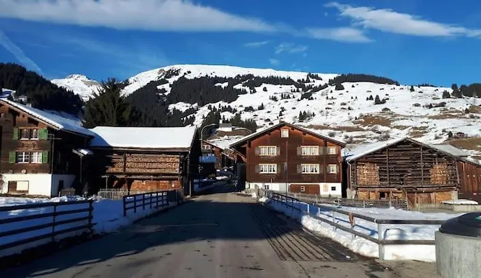 Hoch Ueber Dem Rheintal Appartement