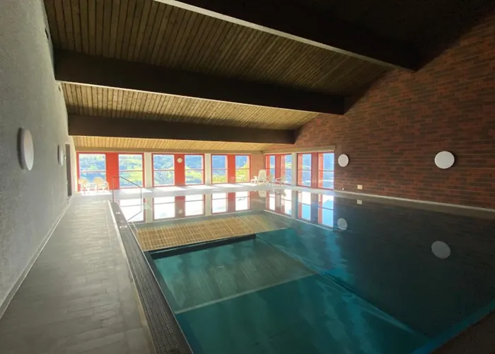 Appartement Hoch Ueber Dem Rheintal Breíl