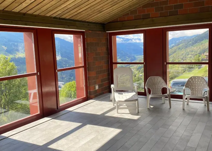 Hoch Ueber Dem Rheintal *