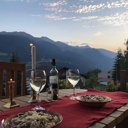 Hoch Ueber Dem Rheintal *