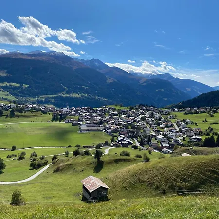 Hoch Ueber Dem Rheintal * Breil/Brigels